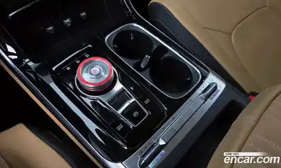 Kia Canival 2023 2.2 гидро в Москве № 1129052, миниатюра 9