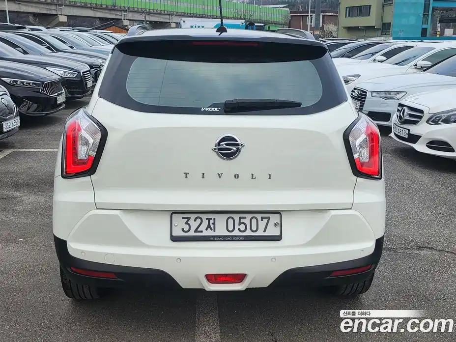 SsangYong TIBOLI 2016 1.6 гидро в Москве № 1234650, фото 4