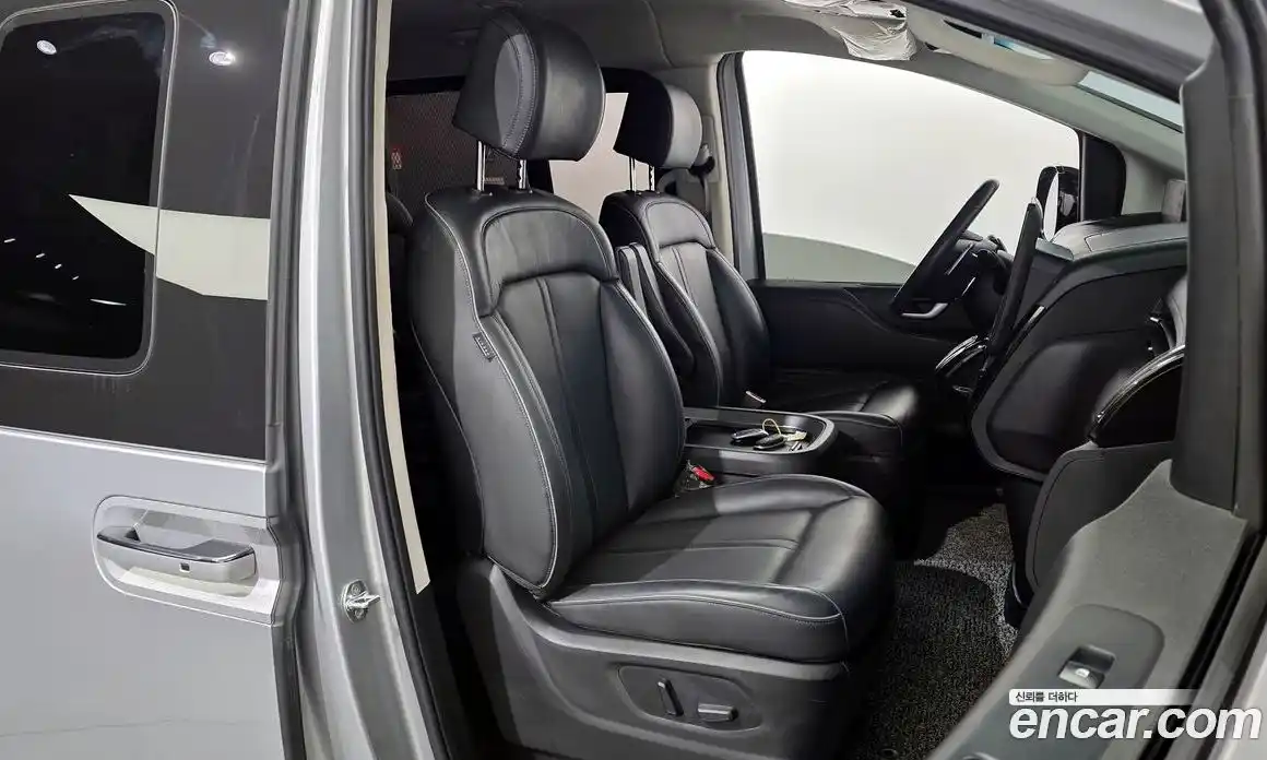 Hyundai Staria 2021 2.2 гидро в Москве № 126484, фото 12