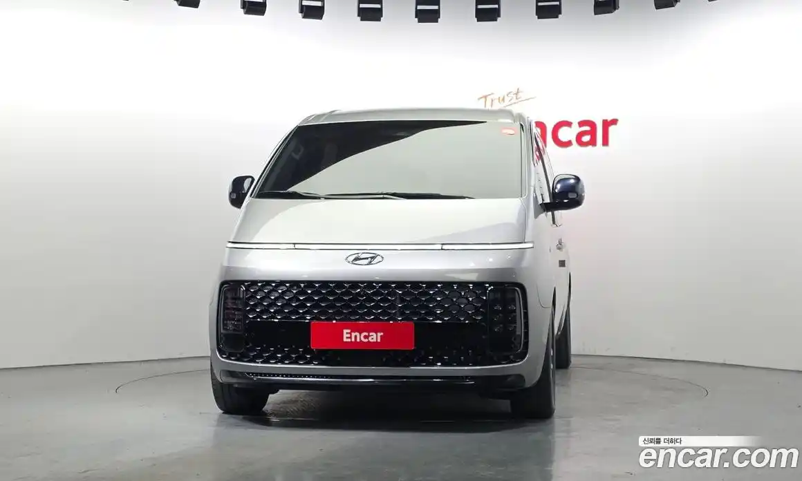 Hyundai Staria 2021 2.2 гидро в Москве № 126484, фото 3