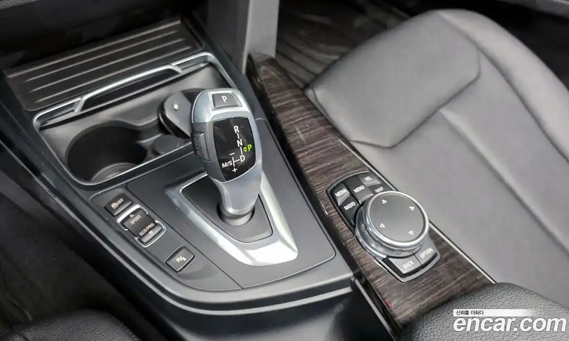 BMW 3-Series 2016 2.0 гидро в Москве № 1468699, фото 9