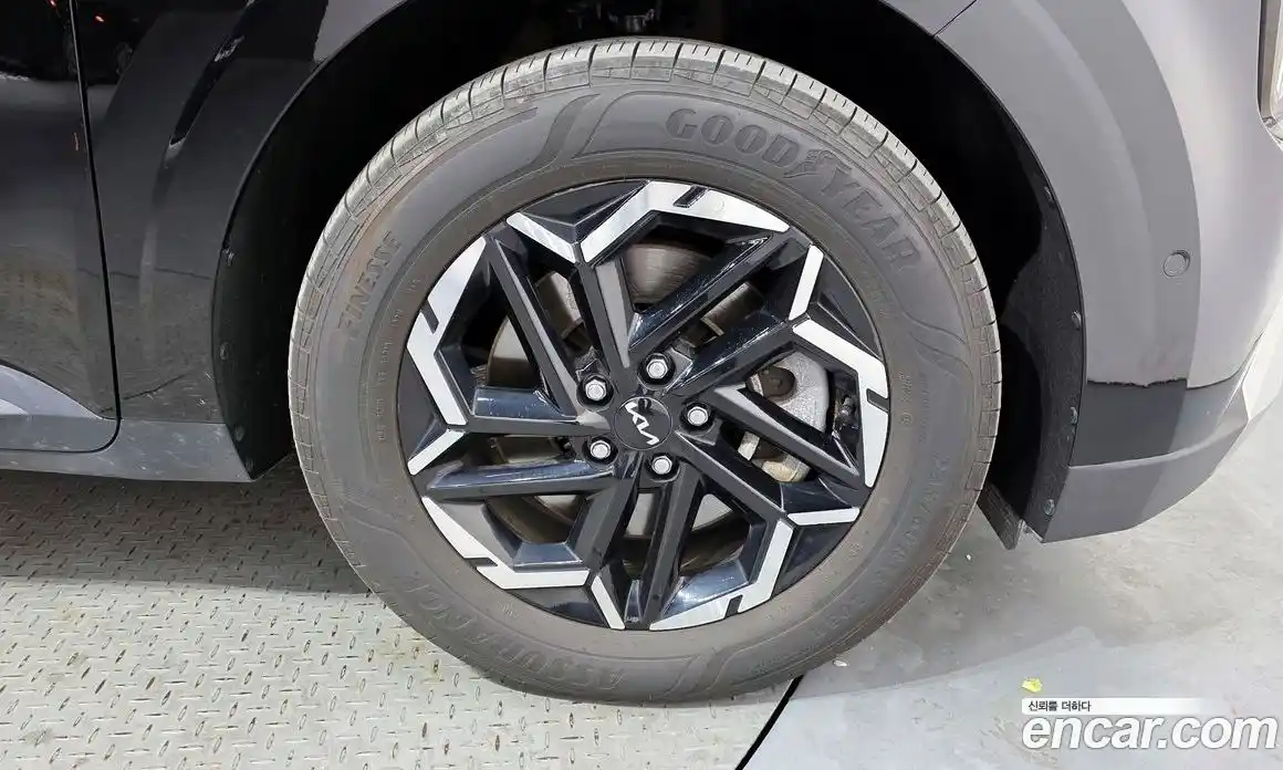 Kia Canival 2024 2.2 гидро в Москве № 1538809, фото 7