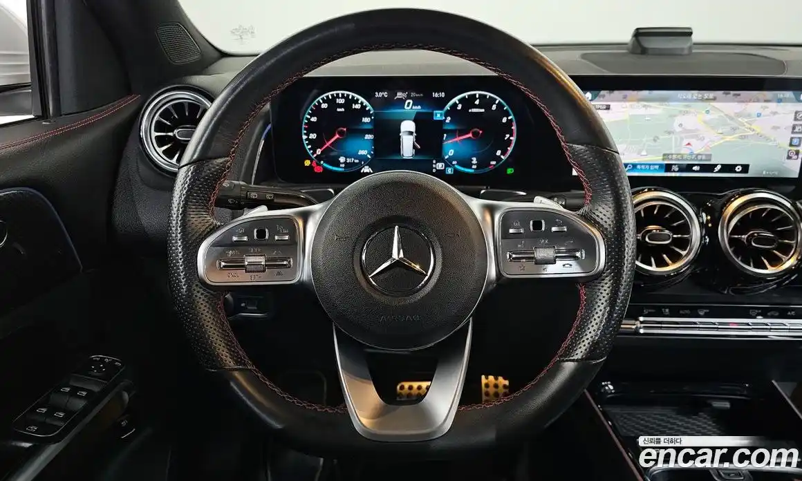 Mercedes-Benz GLB-Class 2021 2.0 гидро в Москве, фото 13