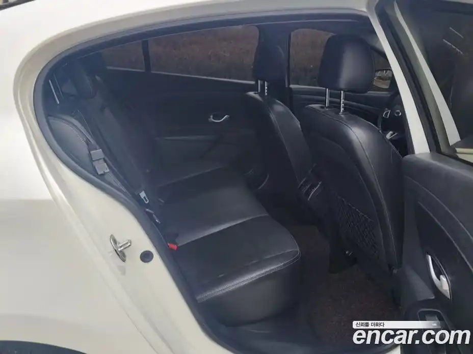 Renault SM3 2014 1.6 гидро в Москве № 186413, фото 18