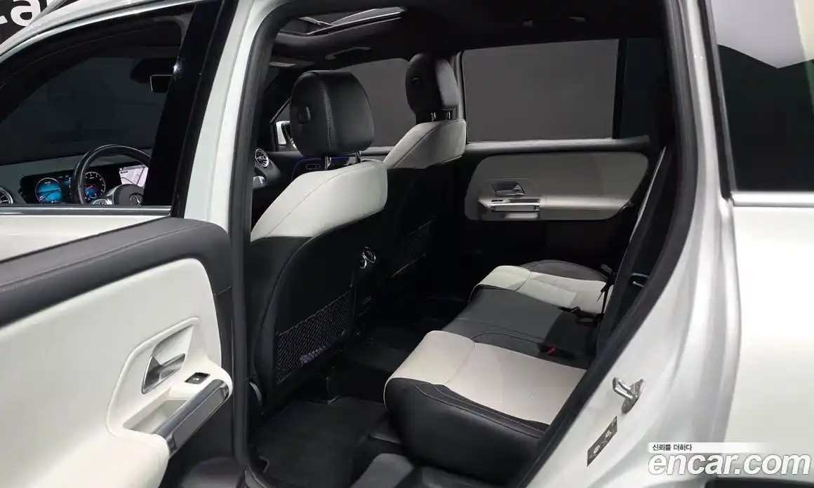 Mercedes-Benz GLB-Class 2021 2.0 гидро в Москве, фото 12