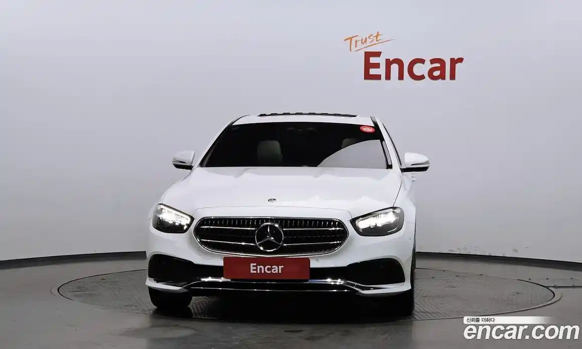 Mercedes-Benz E-Class 2020 2.0 гидро в Москве, фото 3