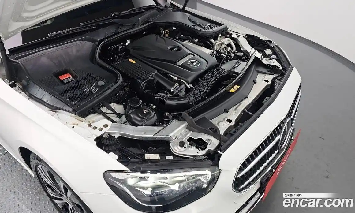 Mercedes-Benz E-Class 2020 2.0 гидро в Москве, фото 6