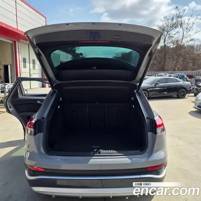 Audi Q4 e-tron 2023 0.2 гидро в Москве, фото 16