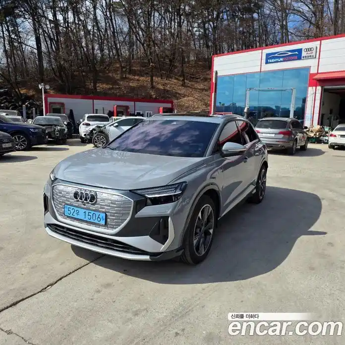 Audi Q4 e-tron 2023 0.2 гидро в Москве, фото 3