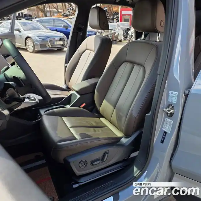 Audi Q4 e-tron 2023 0.2 гидро в Москве, фото 10