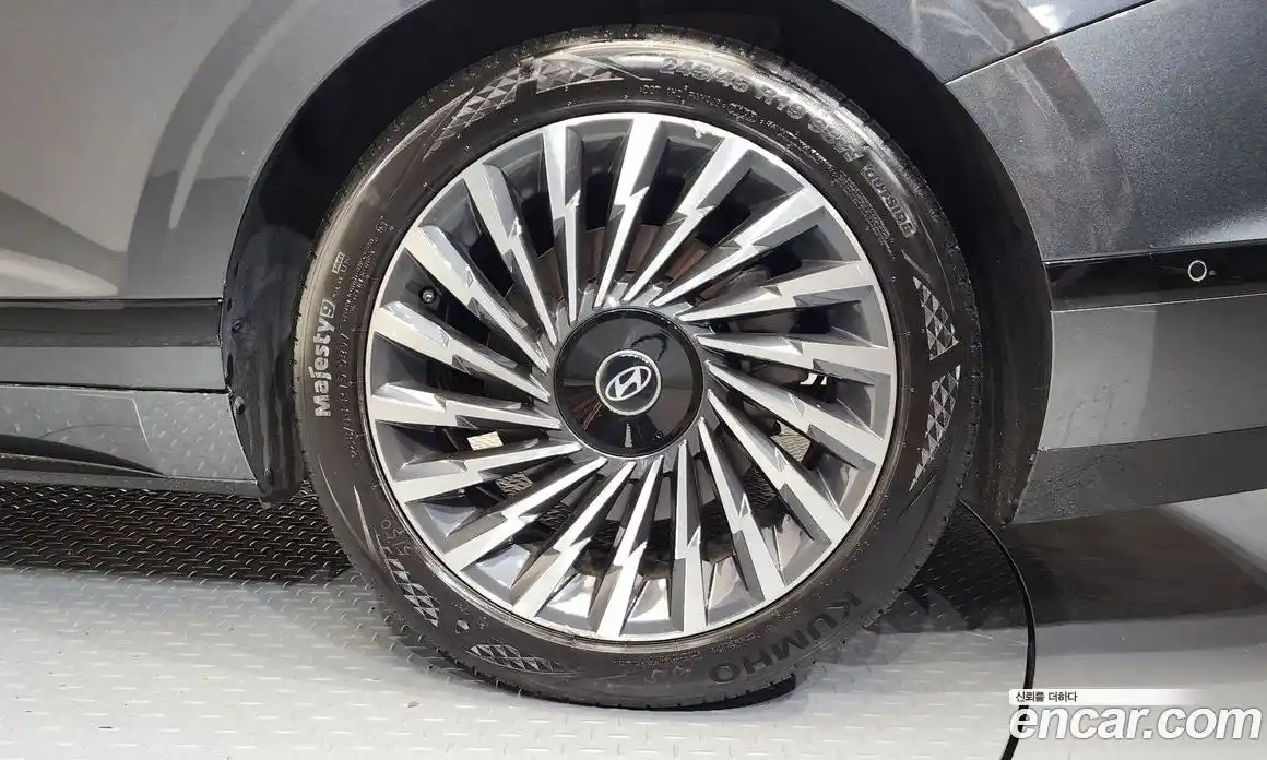 Hyundai Grandeur 2023 3.5 гидро в Москве, фото 7