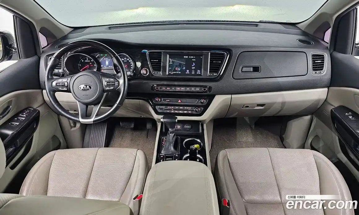 Kia Canival 2019 2.2 гидро в Москве № 1977758, фото 7