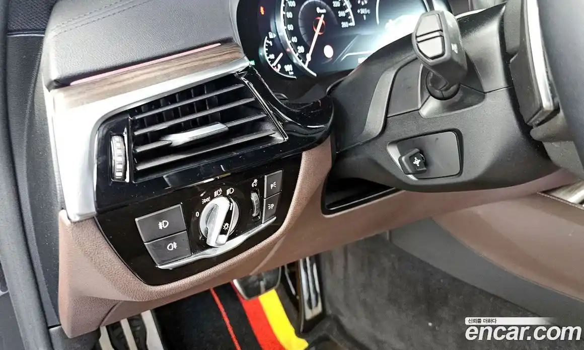 BMW 5-Series 2017 2.0 гидро в Москве, фото 27