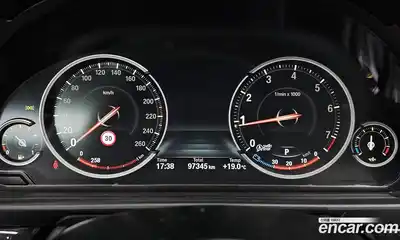 BMW 5-Series 2016 2.0 гидро в Москве № 1977931, миниатюра 10