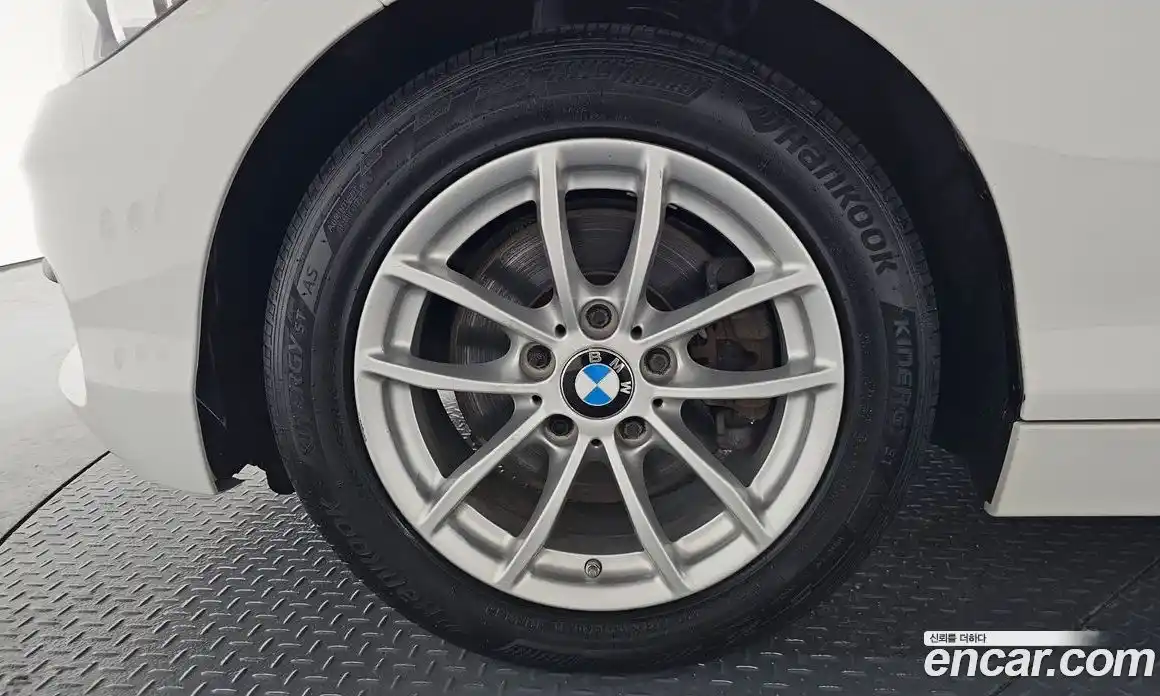 BMW 1-Series 2016 2.0 гидро в Москве № 1977937, фото 6