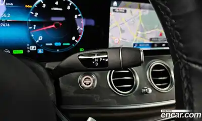 Mercedes-Benz E-Class 2023 2.0 гидро в Москве № 1981079, миниатюра 9