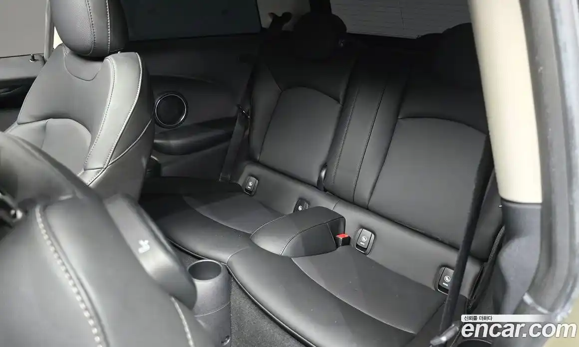 Mini Cooper 2020 2.0 гидро в Москве № 214205, фото 12