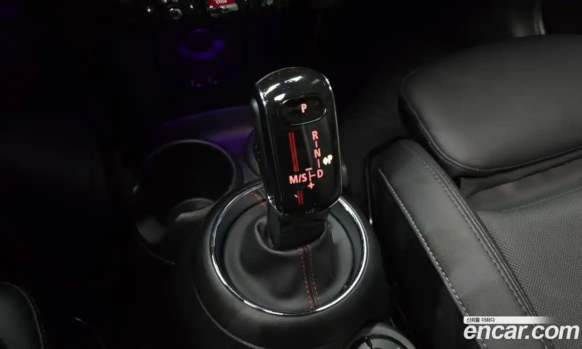 Mini Cooper 2020 2.0 гидро в Москве № 214205, фото 9