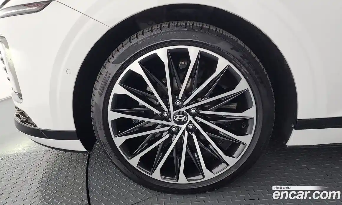 Hyundai Grandeur 2023 1.6 гидро в Москве № 2196958, фото 4