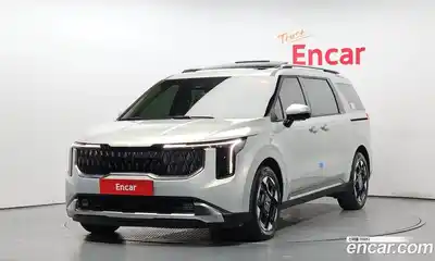 Kia Canival HEV 9seater Signature