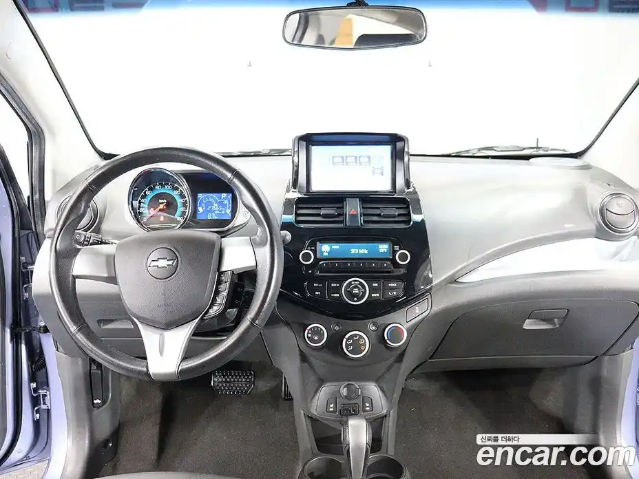 Chevrolet Spark 2014 1.0 гидро в Москве, фото 15