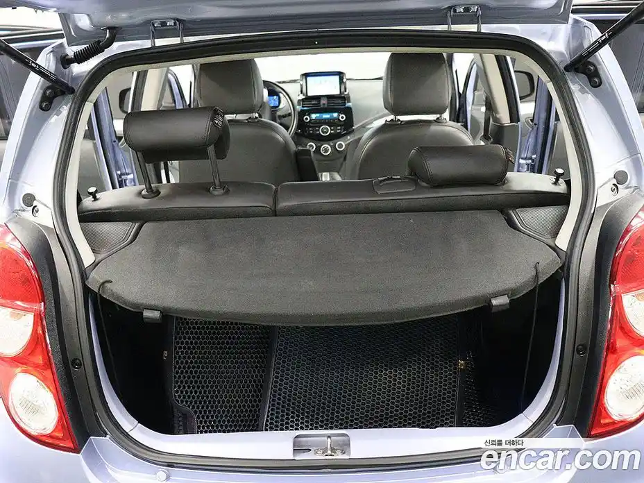 Chevrolet Spark 2014 1.0 гидро в Москве, фото 5