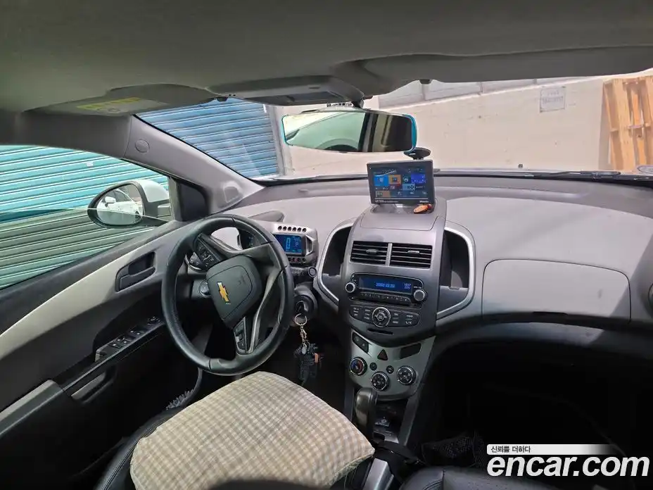 Chevrolet Aveo 2015 1.4 гидро в Москве № 2200538, фото 15