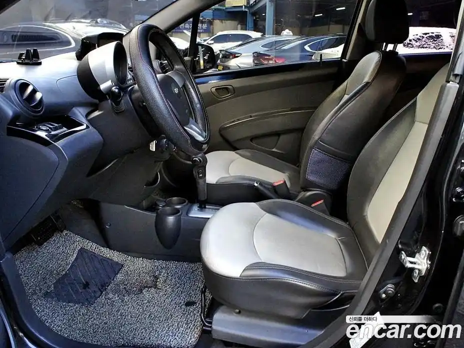 Chevrolet Spark 2011 1.0 гидро в Москве № 2200602, фото 6
