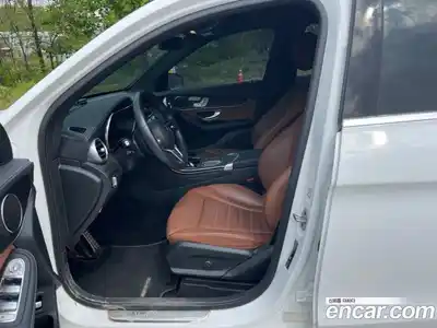 Mercedes-Benz GLC-Class 2022 2.0 гидро в Москве № 2200700, миниатюра 3