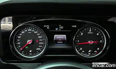 Mercedes-Benz E-Class 2018 1.9 гидро в Москве № 2201698, миниатюра 11