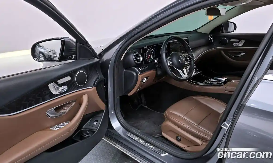 Mercedes-Benz E-Class 2018 1.9 гидро в Москве № 2201698, фото 13