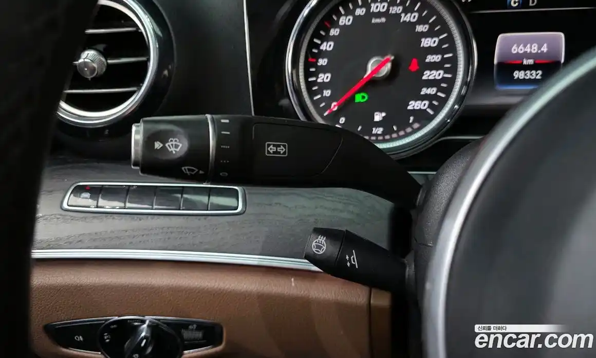 Mercedes-Benz E-Class 2018 1.9 гидро в Москве № 2201698, фото 27