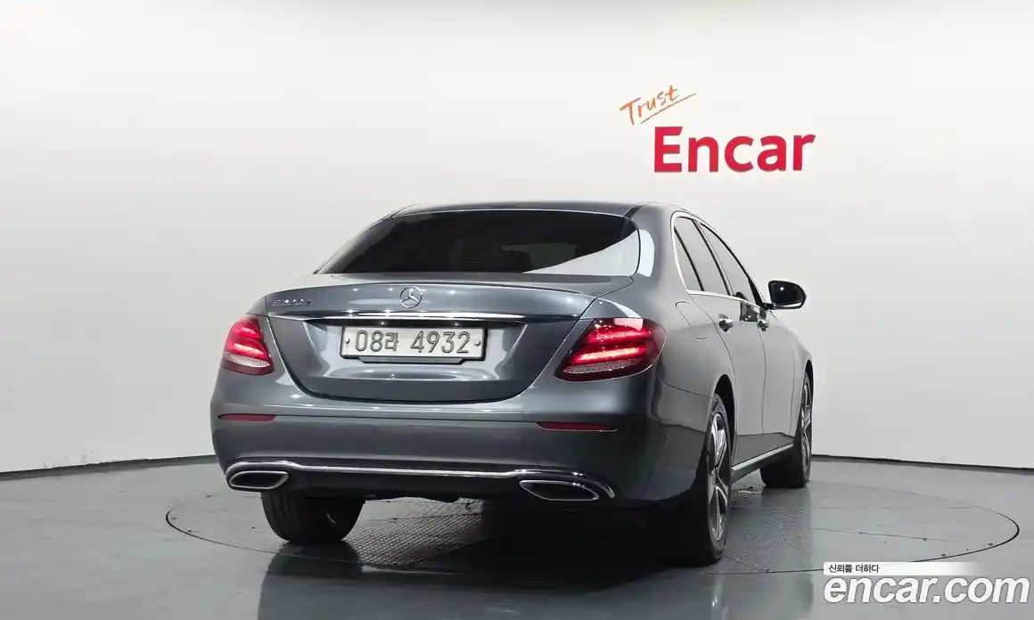Mercedes-Benz E-Class 2018 1.9 гидро в Москве № 2201698, фото 4