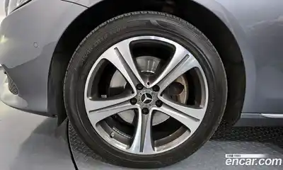 Mercedes-Benz E-Class 2018 1.9 гидро в Москве № 2201698, миниатюра 5