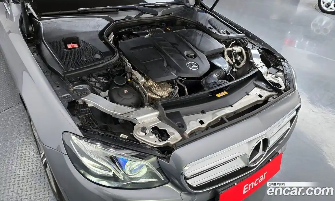 Mercedes-Benz E-Class 2018 1.9 гидро в Москве № 2201698, фото 6