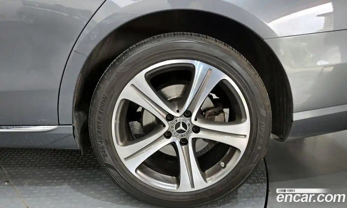 Mercedes-Benz E-Class 2018 1.9 гидро в Москве № 2201698, фото 7