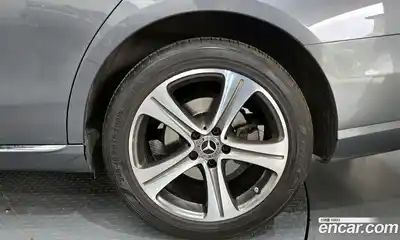 Mercedes-Benz E-Class 2018 1.9 гидро в Москве № 2201698, миниатюра 7
