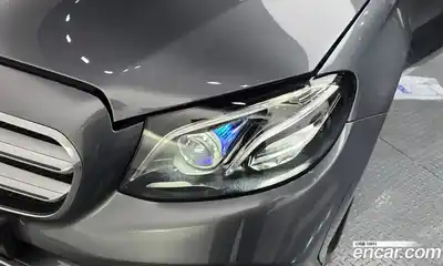 Mercedes-Benz E-Class 2018 1.9 гидро в Москве № 2201698, миниатюра 8