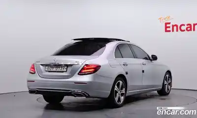 Mercedes-Benz E-Class 2016 2.0 гидро в Москве № 2201700, миниатюра 2