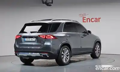 Mercedes-Benz GLE-Class GLE300d 4MATIC