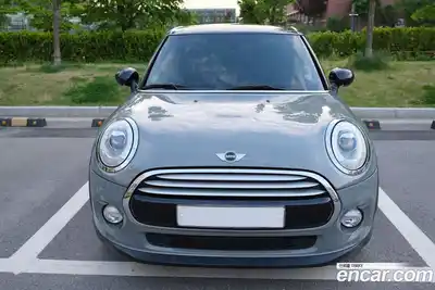Mini Cooper 2015 1.5 гидро в Москве № 2203833, миниатюра 3