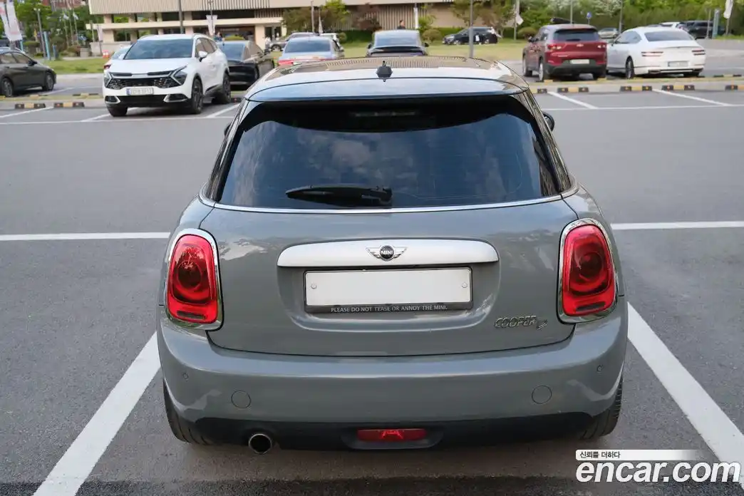 Mini Cooper 2015 1.5 гидро в Москве № 2203833, фото 4