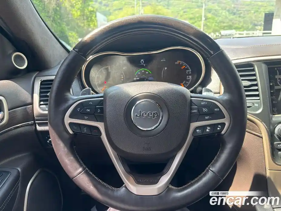 Jeep Cherokee 2013 3.0 гидро в Москве № 2204656, фото 15