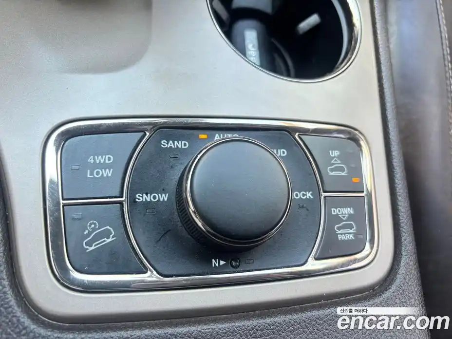 Jeep Cherokee 2013 3.0 гидро в Москве № 2204656, фото 19
