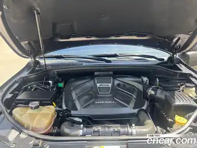 Jeep Cherokee 2013 3.0 гидро в Москве № 2204656, миниатюра 6