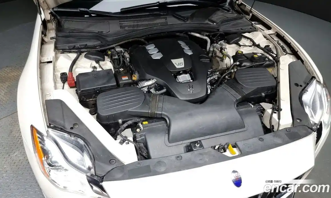 Maserati Quattroporte 2016 3.0 гидро, фото 6