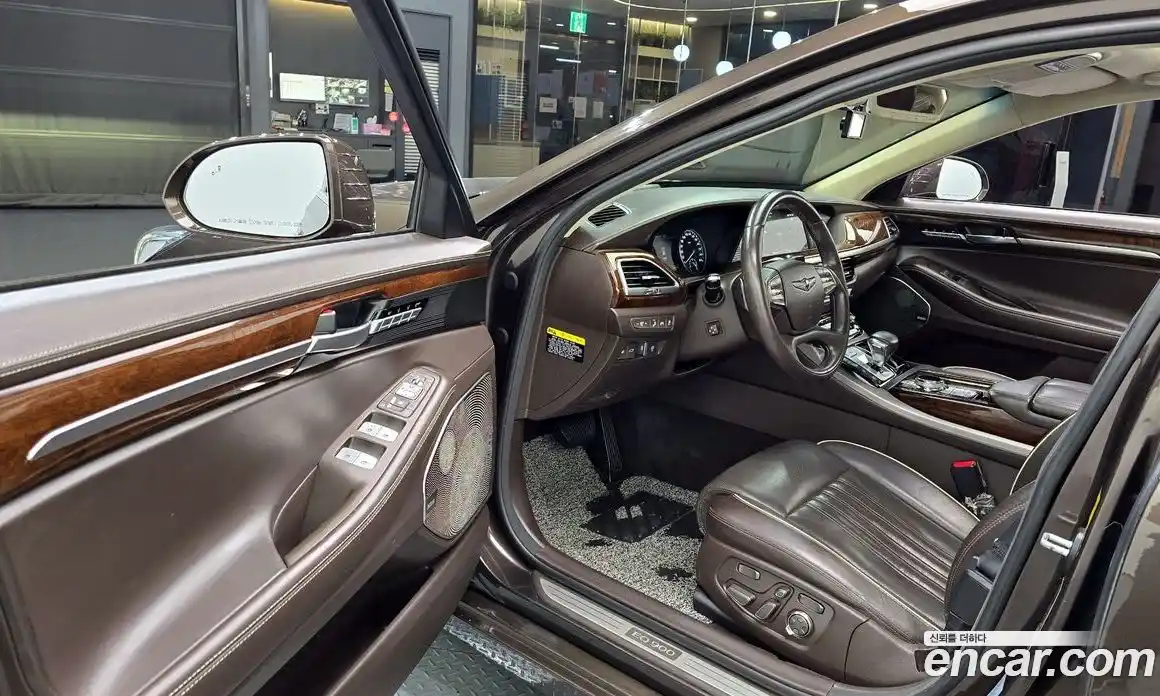 Genesis EQ900 2016 5.0 гидро в Москве, фото 11