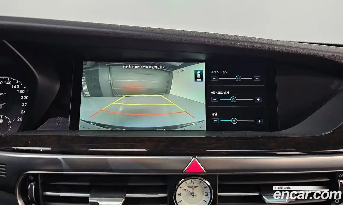 Genesis G90 2018 3.8 гидро в Москве, фото 17