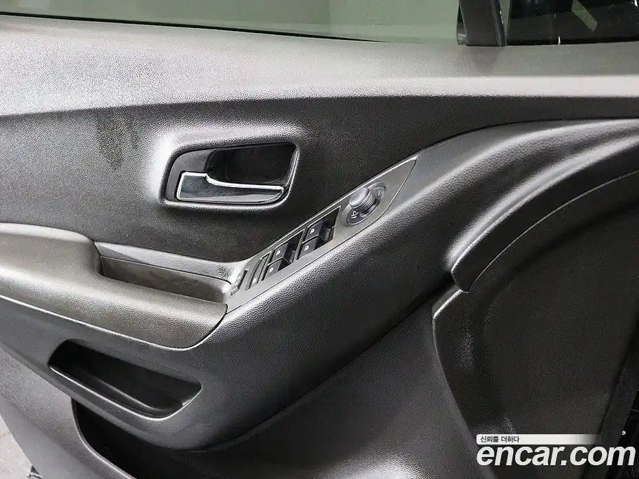 Chevrolet Trax 2016 1.4 гидро в Москве № 858038, фото 14