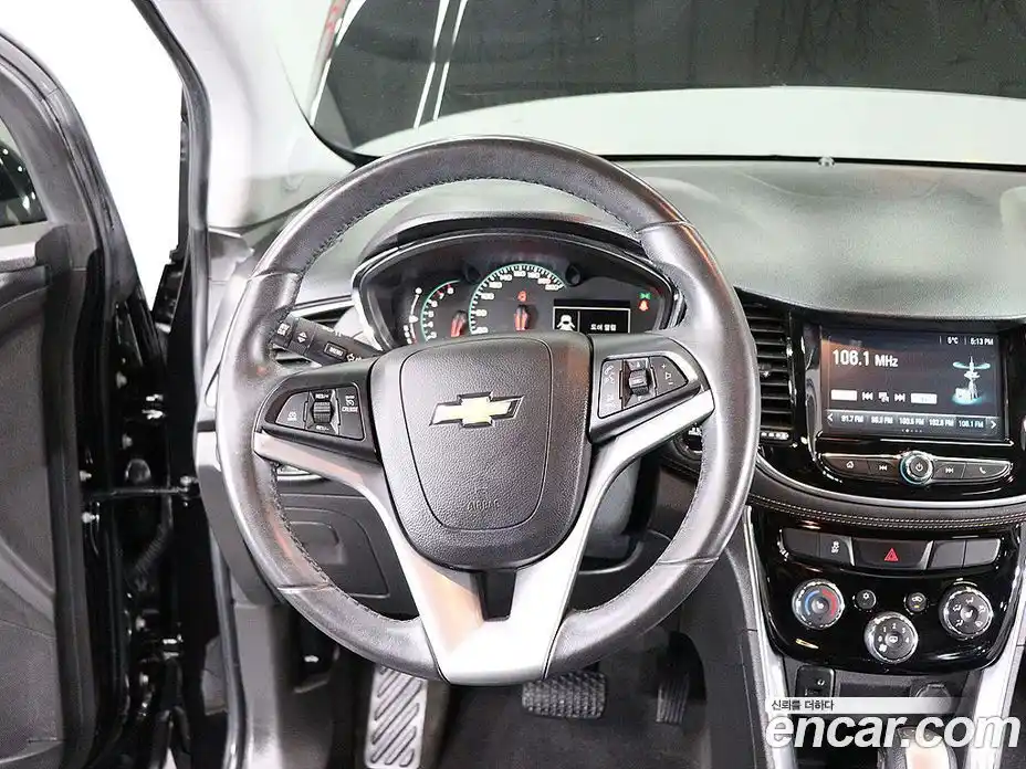 Chevrolet Trax 2016 1.4 гидро в Москве № 858038, фото 16